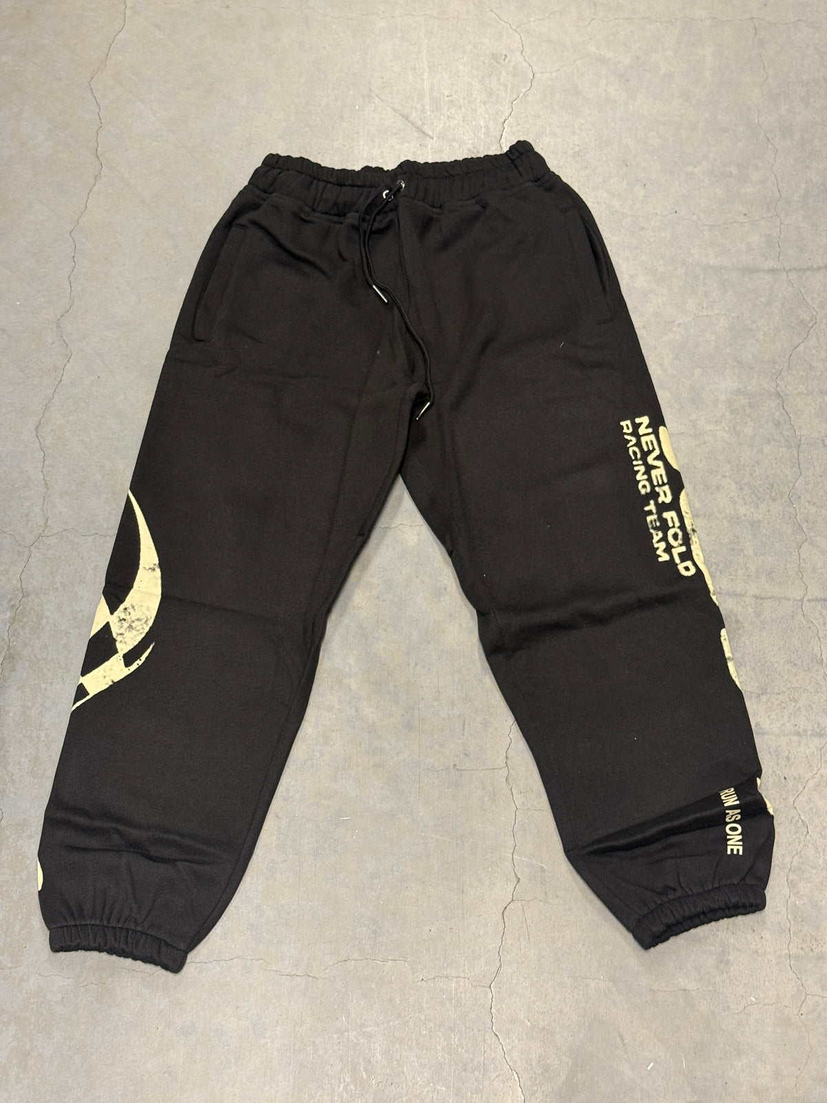Never Fold Sweatpants